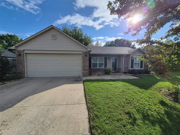 2759 Summerfield Pl, Pryor, OK 74361