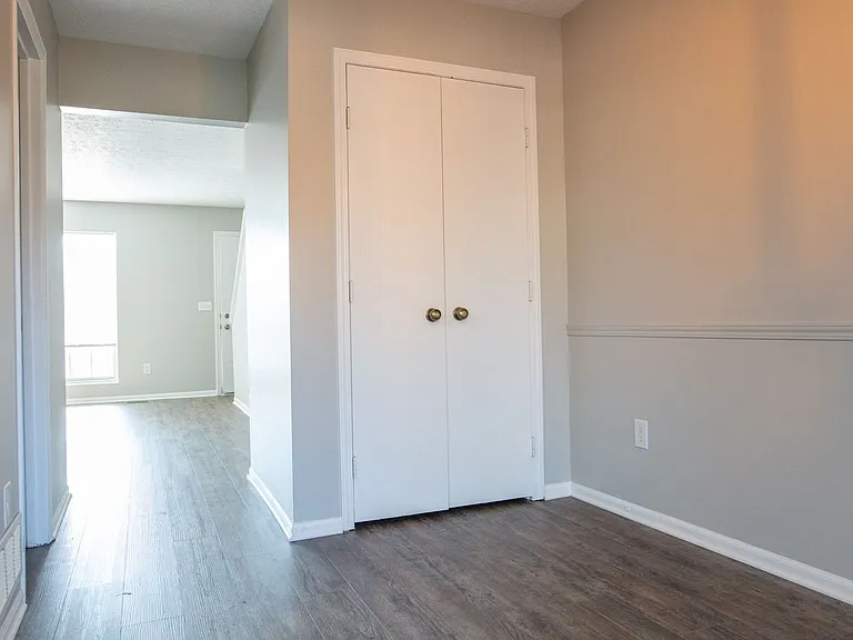 7778 Deercrest Ct — Photo 12