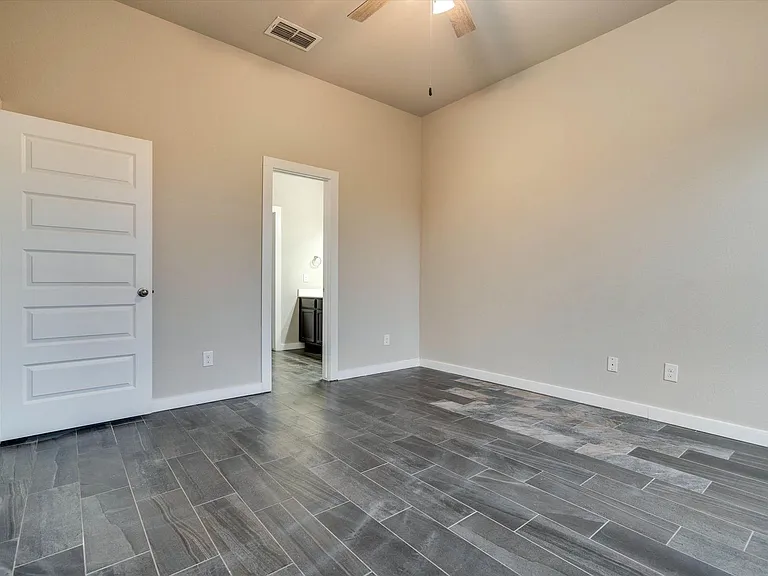 130 Hidden Springs Dr — Photo 15