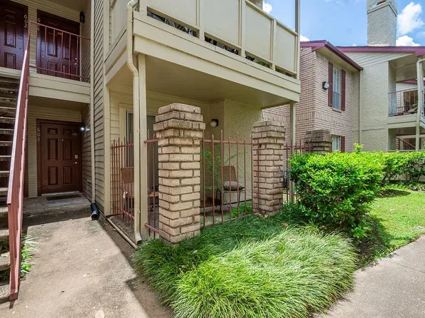 2120 El Paseo St APT 603, Houston, TX 77054