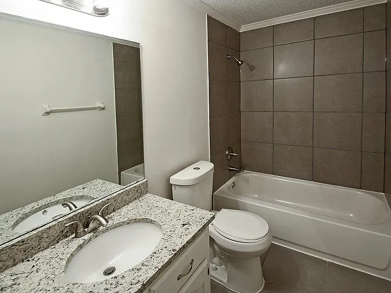9440 Kaki Ln — Photo 9