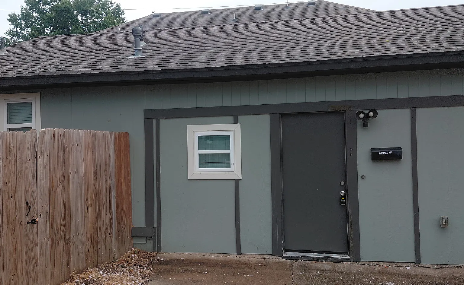 1 bed, $950 — Photo 1