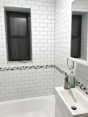 Rented by Salon Realty Corp | media 14