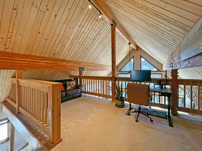 1043 Range Rd — Photo 21