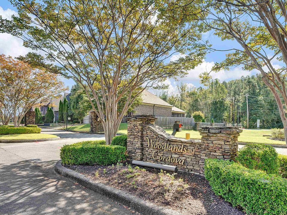1st image of 8462 Woodland Rose Cir N