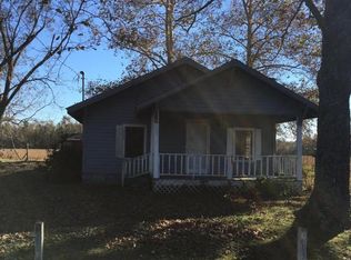 401 Cox Town Rd, Tabor City, NC 28463