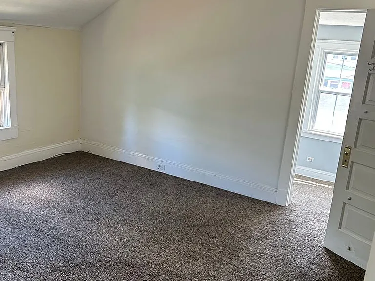 9505 Sladden Ave — Photo 12