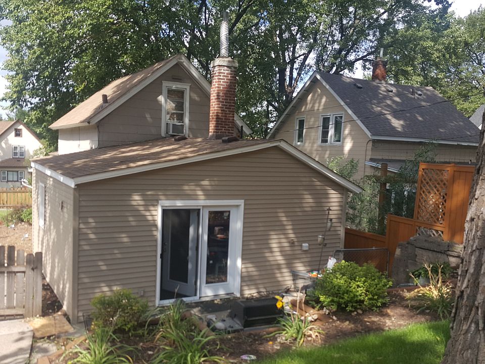 2nd image of 2737 Taylor St NE