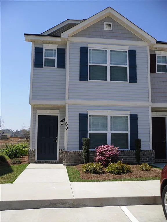 2 bed, 2.5 bath, 1341 sqft, $1,695 — Photo 1