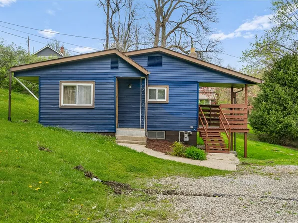 6 E Madison Ave, North Irwin, PA 15642