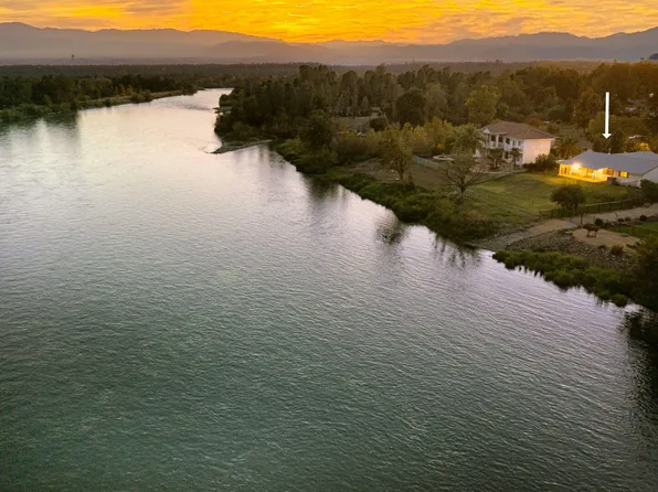 7035 Riverside Dr, Redding, CA 96001