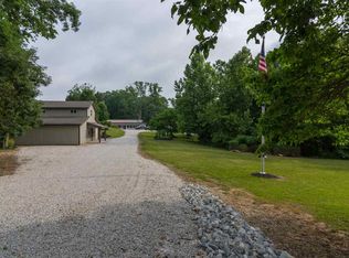 345 Stevens Ln, Mitchell, IN 47446