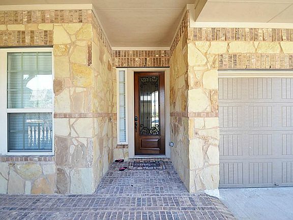 4th image of 618 Charleston Heights Ln