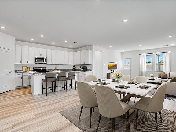 2nd image of 21906 Longhorn Ridge Dr