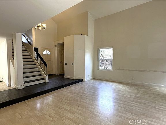 3rd image of 12441 Mountain Trail St
