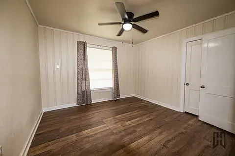 403 Lakeshore Dr — Photo 15