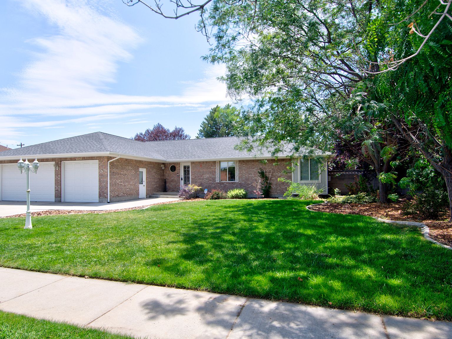 2237 W Pheasant Bend Cir, South Jordan, UT 84095 MLS 1887202 Zillow