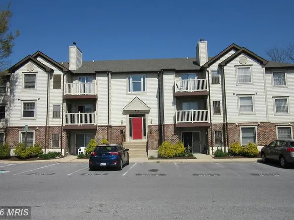 815 Stratford Dr #M, Frederick, MD 21703