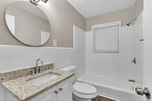4 bed, 1542 sqft, $2,399 — Photo 3