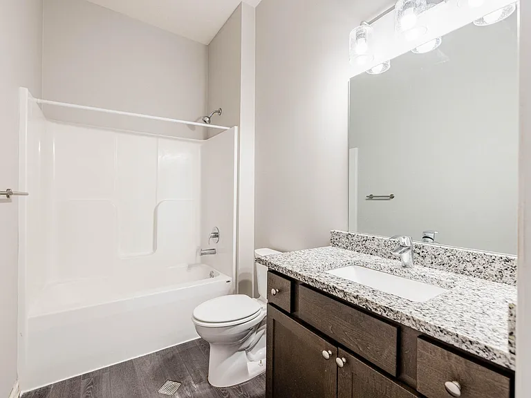 Trailview Apartments at Pioneers Park — Photo 24