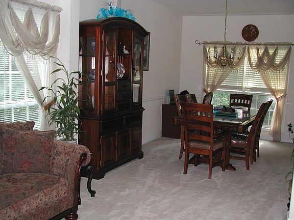 Formal Dinning Room