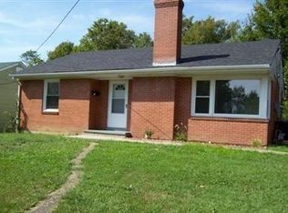 110 Valley View Dr, Frankfort, KY 40601