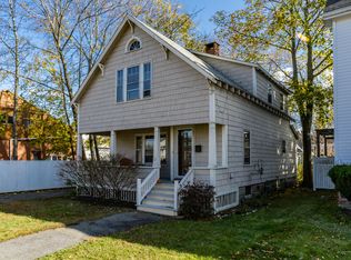 12 Colonial Rd, Portland, ME 04102