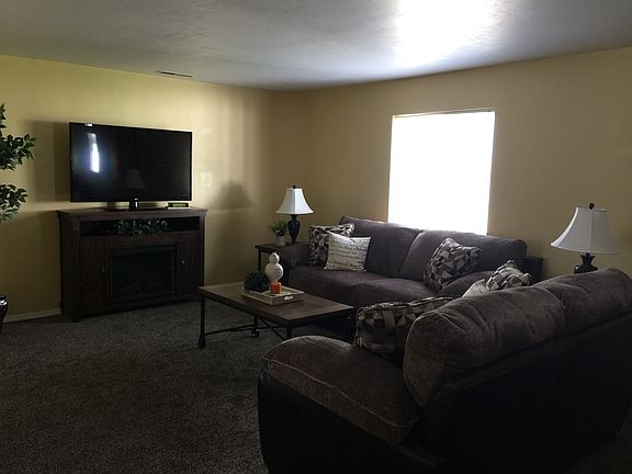 3rd image of 6518 W Sierra Oaks Dr