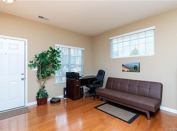 2nd image of 14029 Singleleaf Ln