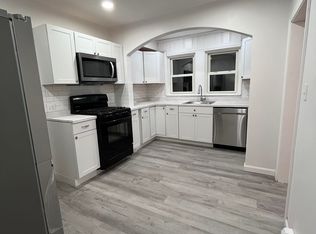 137 Worcester Ave #1, Riverside, RI 02915