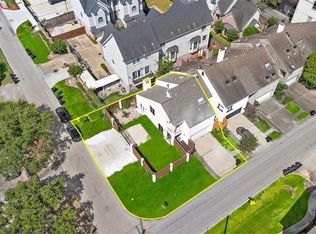 2922 Bering Dr, Houston, TX 77057