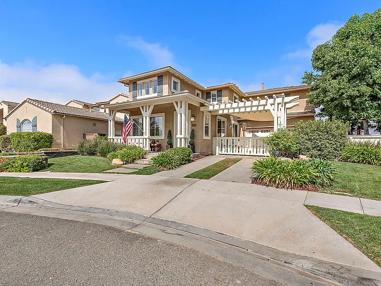 1785 Clover Tree Ct — Photo 36
