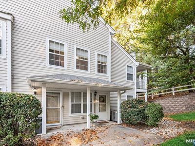1034 Castle Rd, Mahwah, NJ, 07430