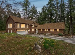 52 Main St, Springvale, ME 04083