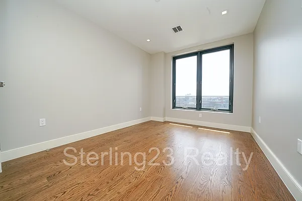 Rented by Sterling Realty Solution Inc | media 5