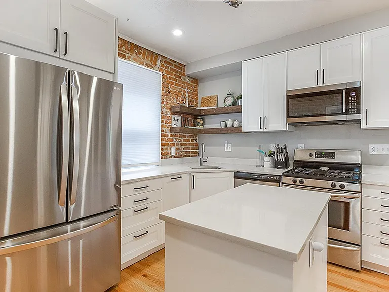 624 E 12th Ave #A — Photo 7
