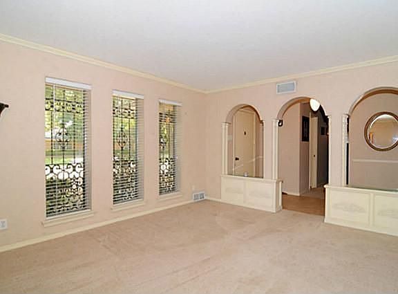 2nd image of 1805 Patton Dr