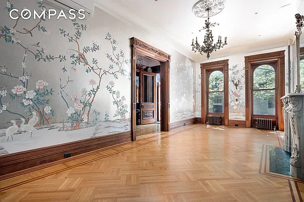 Sold by Compass | media 42