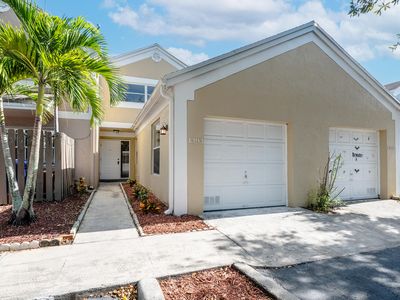 1393 NW 124th Avenue, Pembroke Pines, FL, 33026