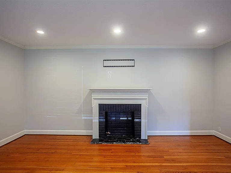 755 N 23rd St — Photo 11