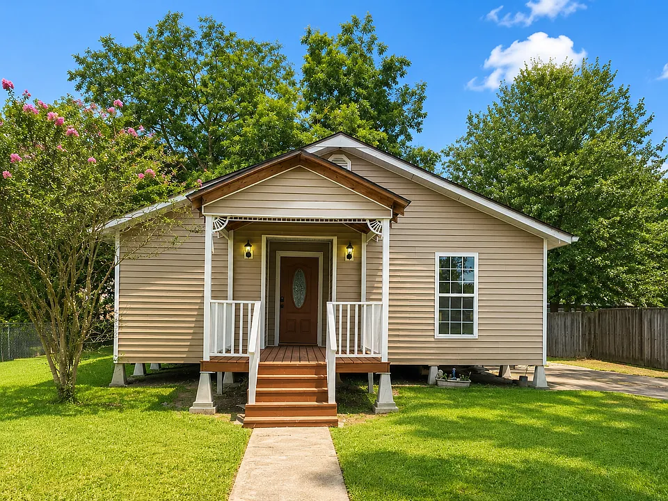 134 Allen St