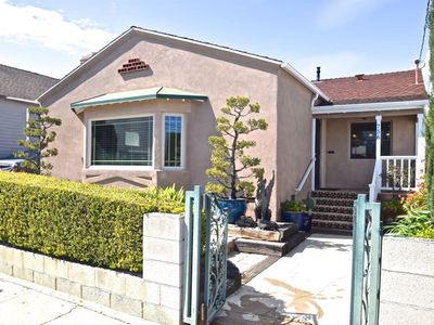 756 W 7th St, San Pedro, CA, 90731