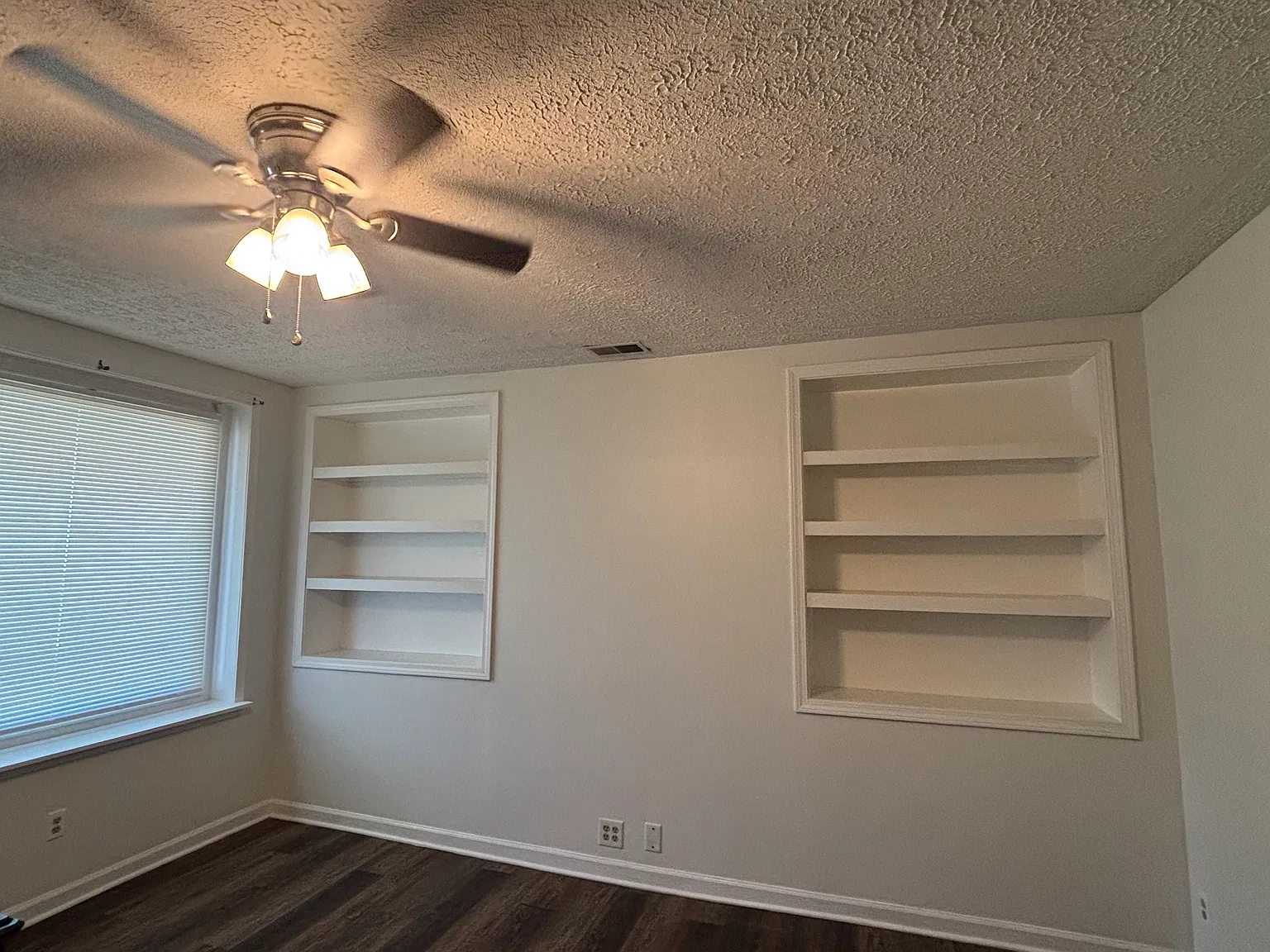 1 bed, 940 sqft, $1,100 — Photo 4
