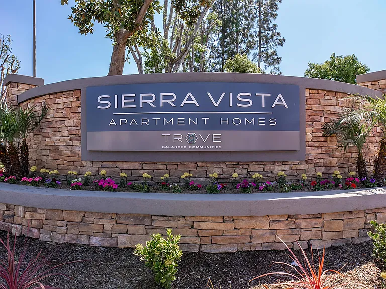Sierra Vista — Photo 22