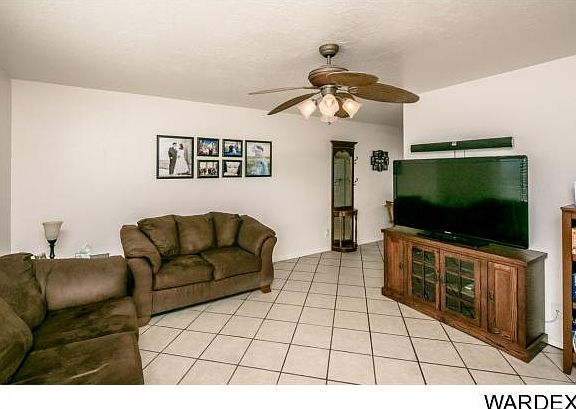 3rd image of 2391 Lilac Ln