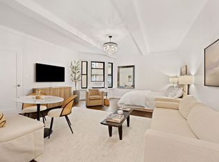 24 5th Ave APT 722, New York, NY 10011