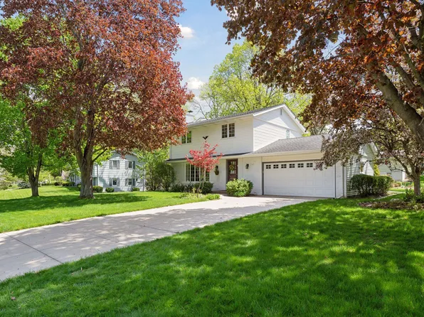 4143 Kings Dr, Minnetonka, MN 55345