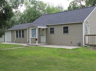 915 Washburn Ave, Kalamazoo, MI