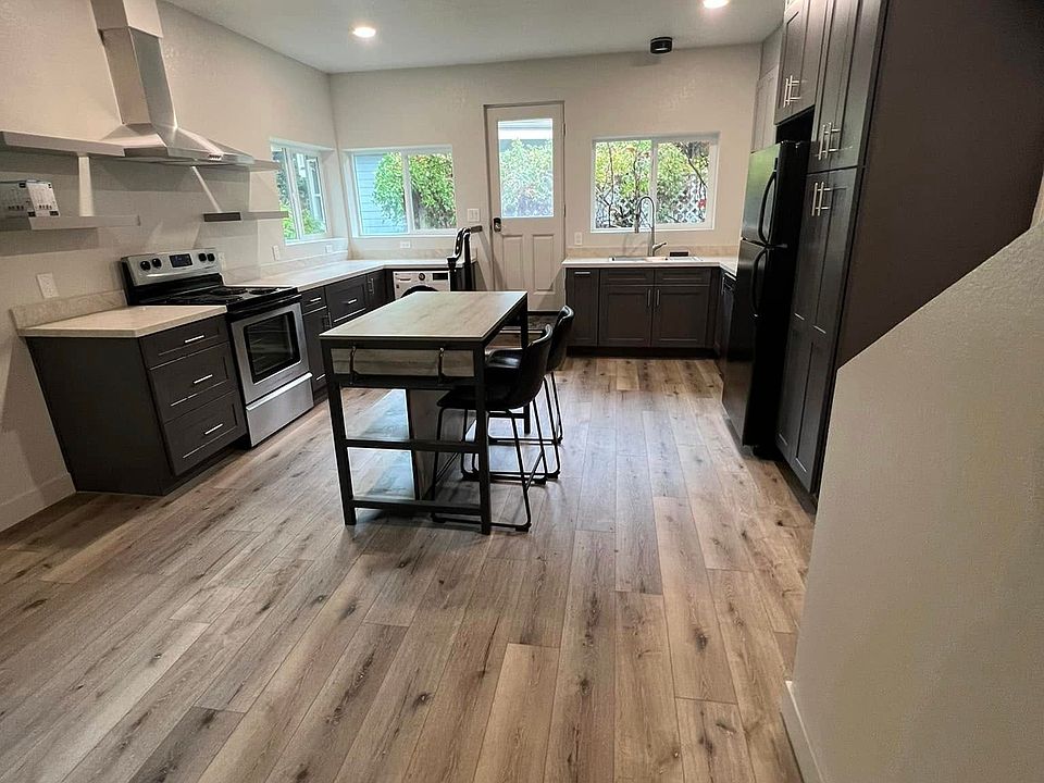 Downstairs kitchen & dining room.