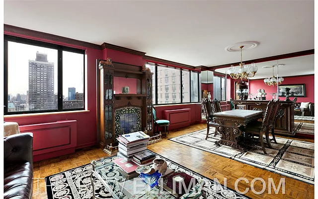 Sold by Douglas Elliman | media 17